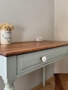 Table avec tiroir
