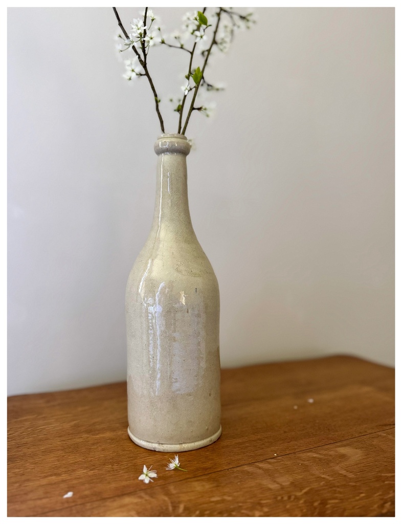 Bouteille en grès