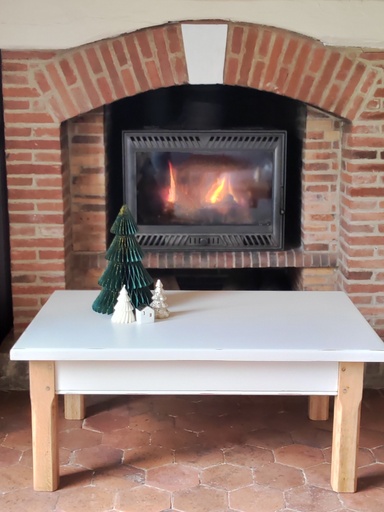 Table basse blanche et bois