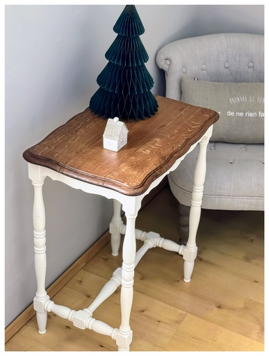 Petite table blanche & bois